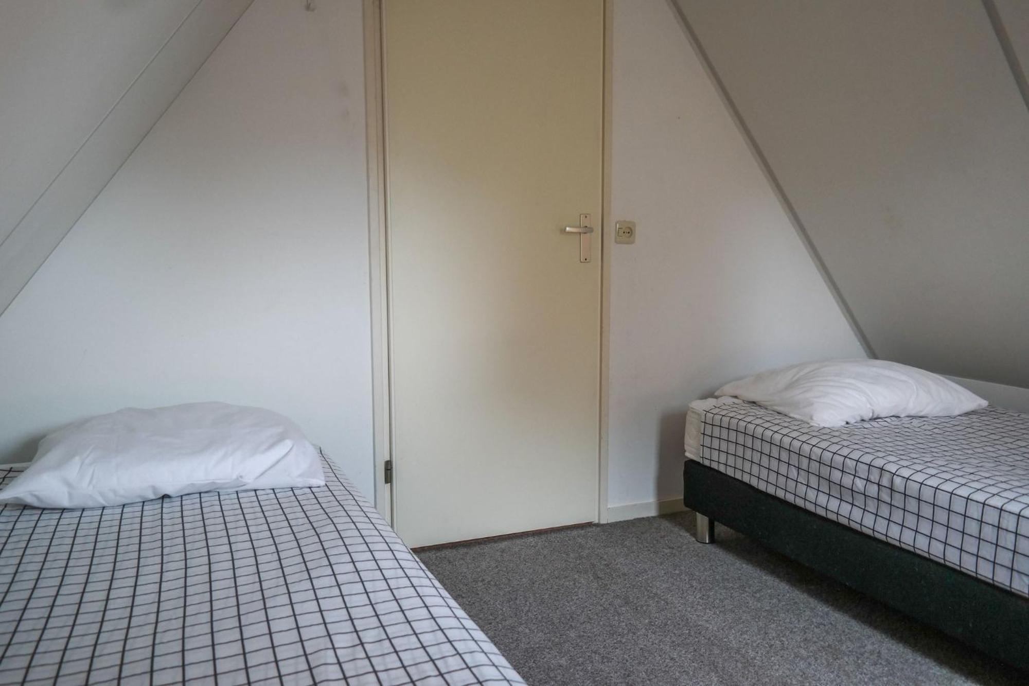 Merle 6 Pers Modern Holiday Home With Private Fenced Garden Anjum Bagian luar foto